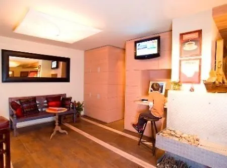 Krakonos Hotel 3*