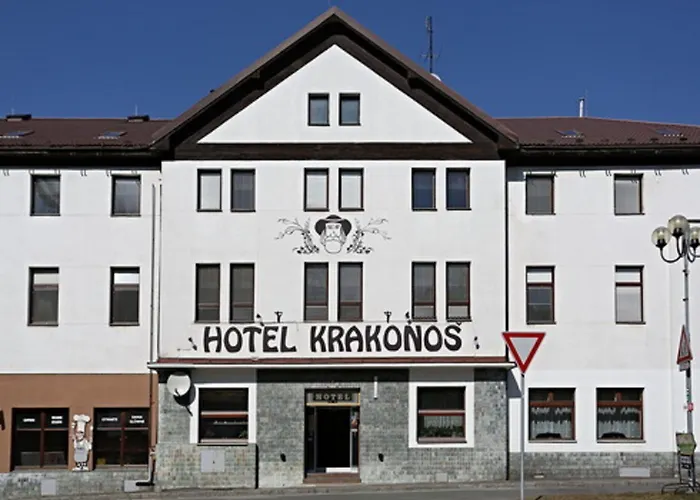 Krakonos Hotell 3*